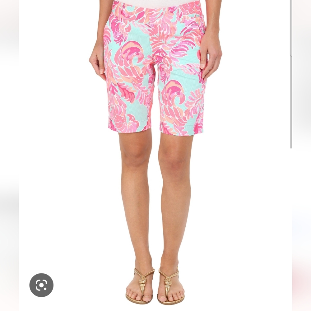 Lilly Pulitzer Chipper Short Size 0